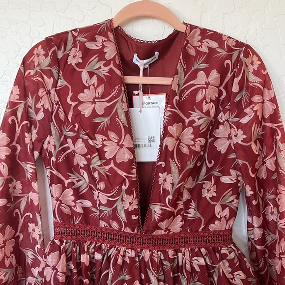 True decadence Burgundy Organza midi dress US4 - Picture 8 of 17